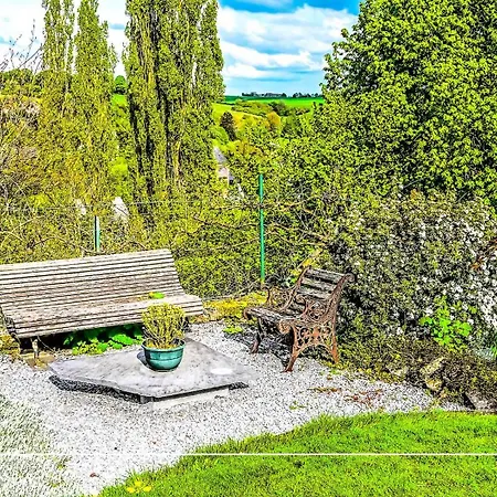 Les Papillons De L'eau D'heure - Pres Des Lacs 아파트